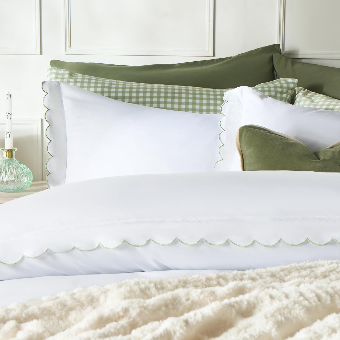 OHS Scallop Edge Bedding Set Microfibre Contrast Duvet Cover with Pillowcase
