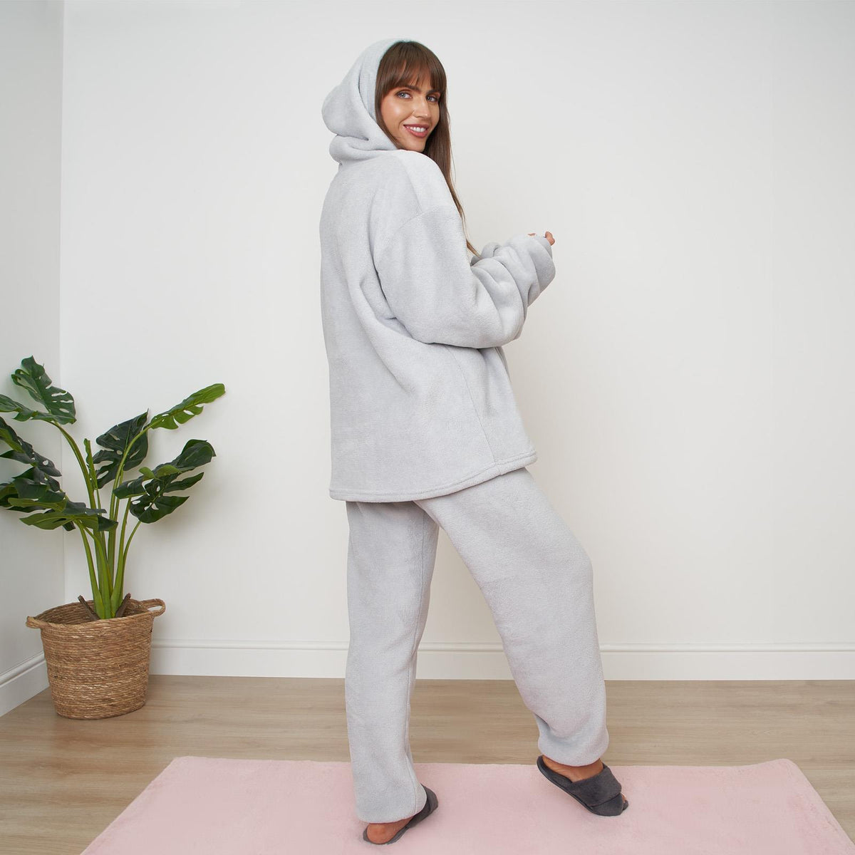 OHS Fleece Loungewear Set Coral Winter Sherpa Nightwear 2-Piece Hoodie Jogger
