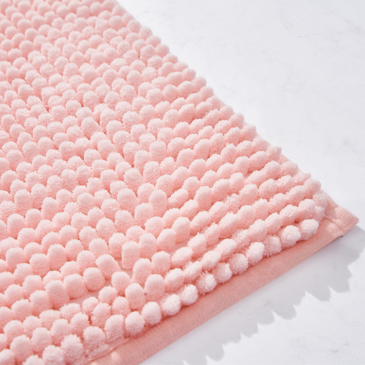 Brentfords Noodle Bath Mat Non Slip Shower Soft Highly Absorbent Chenille Shaggy