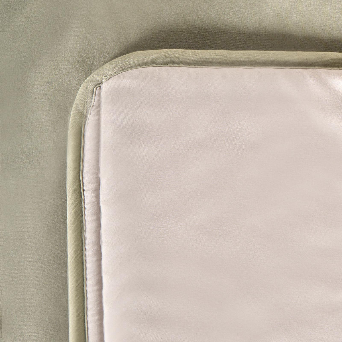 OHS Coverless Duvet & Pillowcase 10.5 Tog Bedding Set Easy Care Reversible