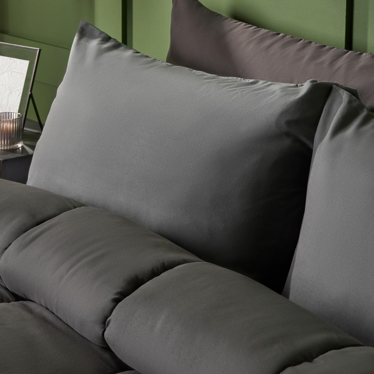 OHS Coverless Duvet & Pillowcase 10.5 Tog Bedding Set Easy Care Reversible