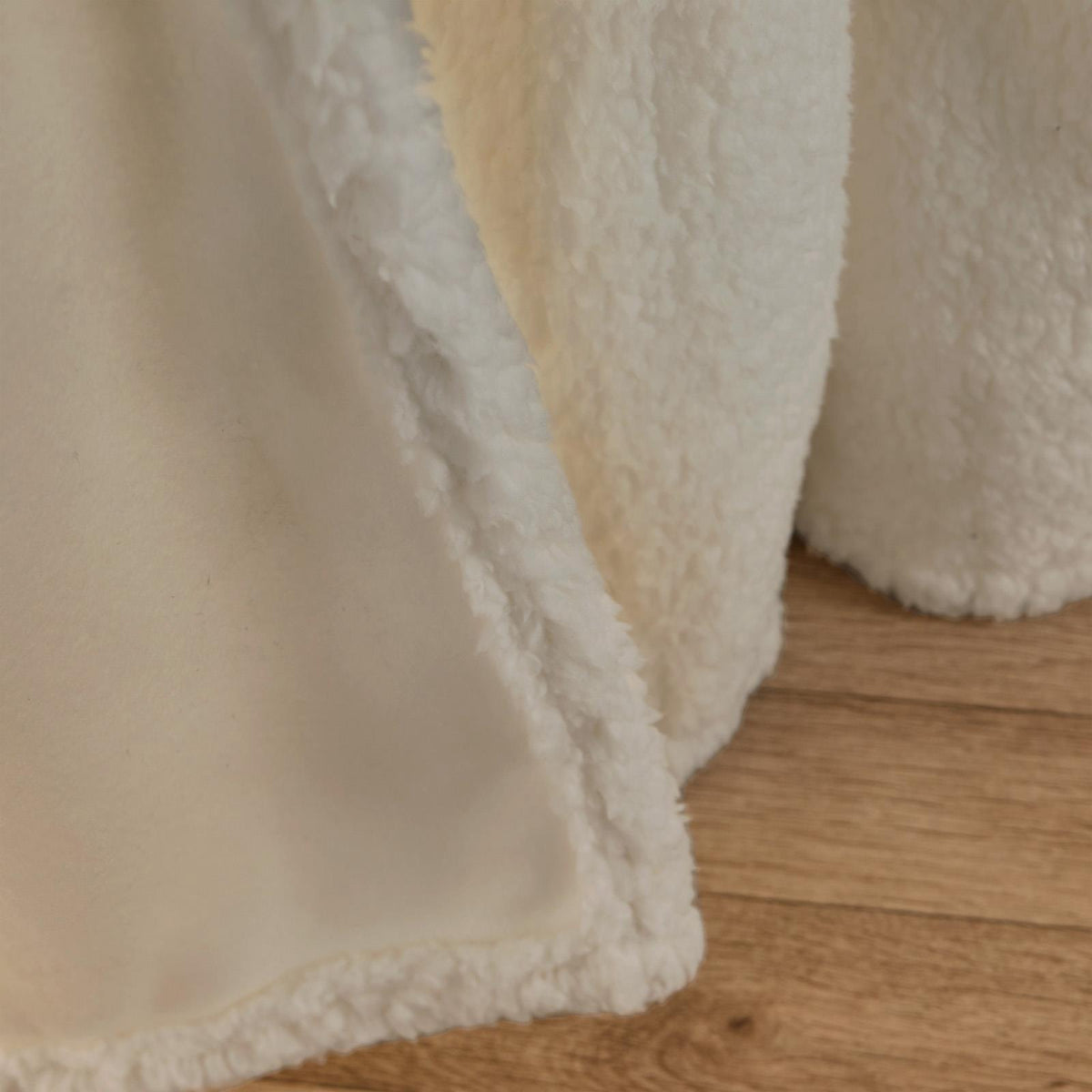 Teddy Fleece Eyelet Curtains Thermal Pair Ready Made Soft Thick Fabric Ring Top