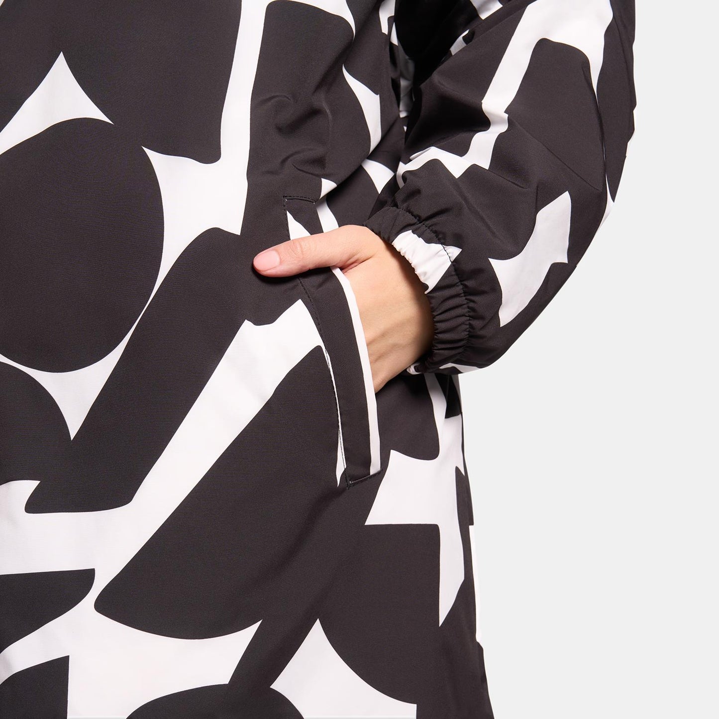 OHS Drying Changing Robe Geo Print Sherpa Lined Water Resistant Oversize Coat