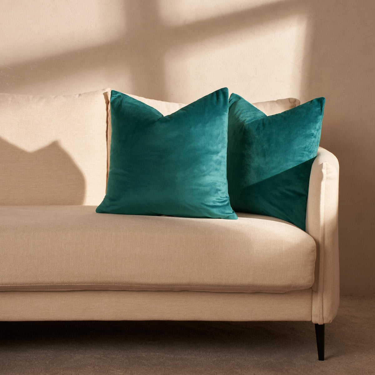 OHS Matte Velvet Cushion Covers Super Soft Luxury Square Pillowcases Multipack