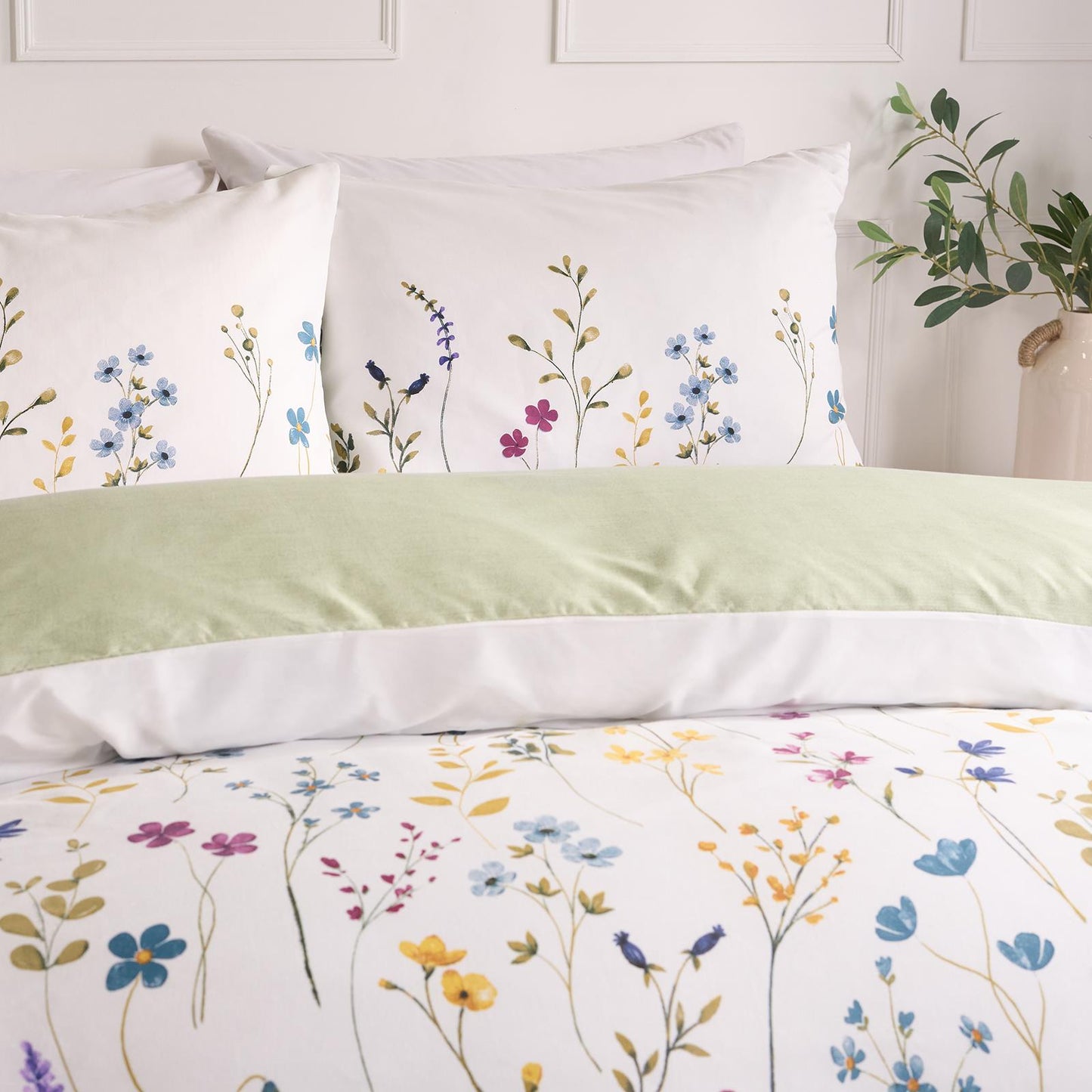 OHS Floral Border Bedding Set Microfibre Duvet Cover with Pillowcase