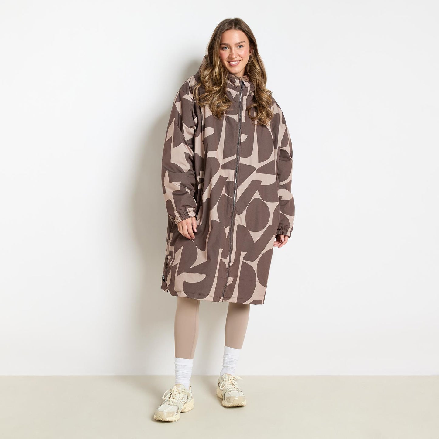OHS Drying Changing Robe Geo Print Sherpa Lined Water Resistant Oversize Coat