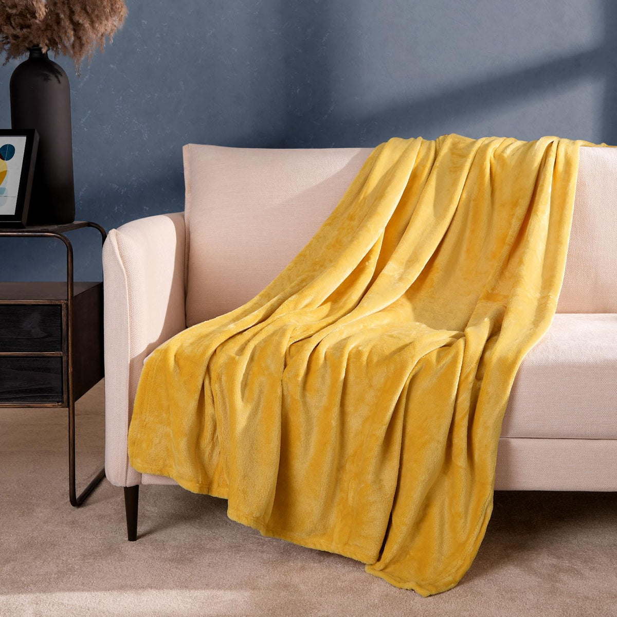 OHS Large Flannel Fleece Bed Blanket Warm Throw Over Ultra Soft Bed Sofa