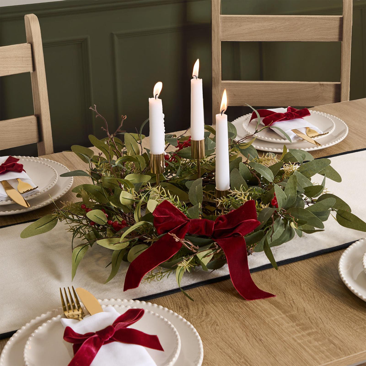 OHS Artificial Xmas Wreath Door Wall Home Party Table Decor Winter Spring