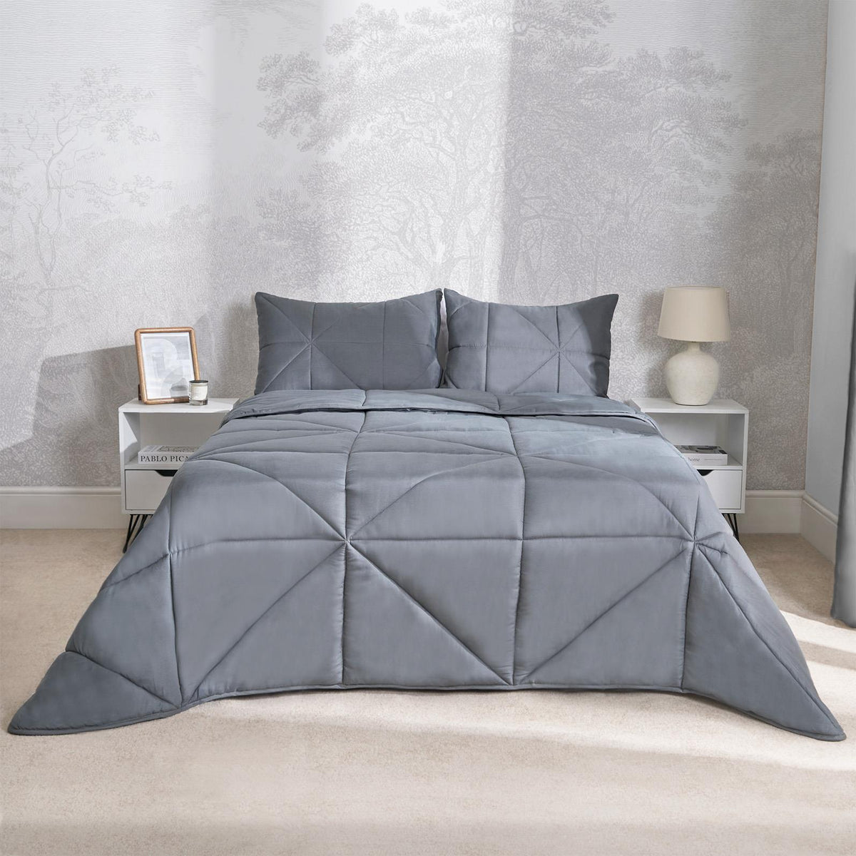 OHS Coverless Duvet Geo Quilted 7.5 TOG Bedding Set with Pillowcase Double King