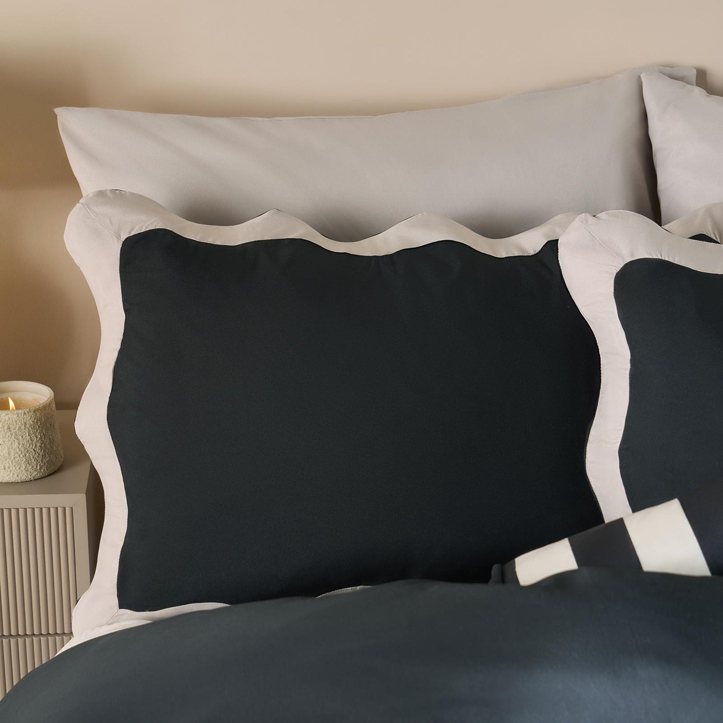 OHS Wavy Edge Bedding Set Microfibre Contrast Duvet Cover with Pillowcase