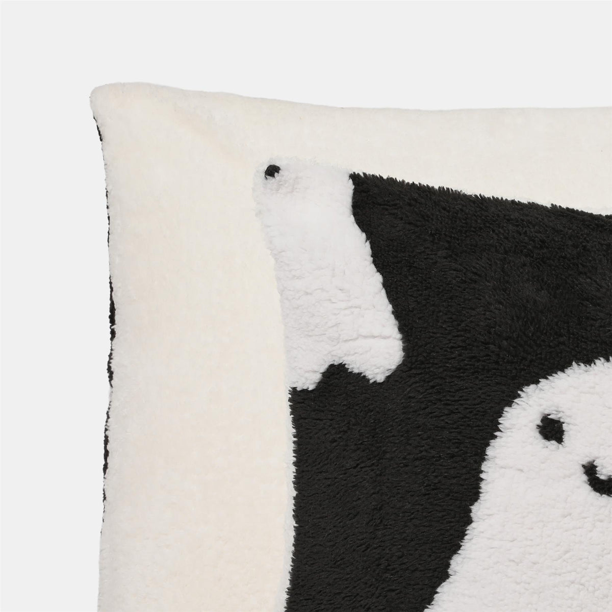 OHS Tufted Halloween Cushion Covers 2/4 Pack Fleece Warm Filled Cushions