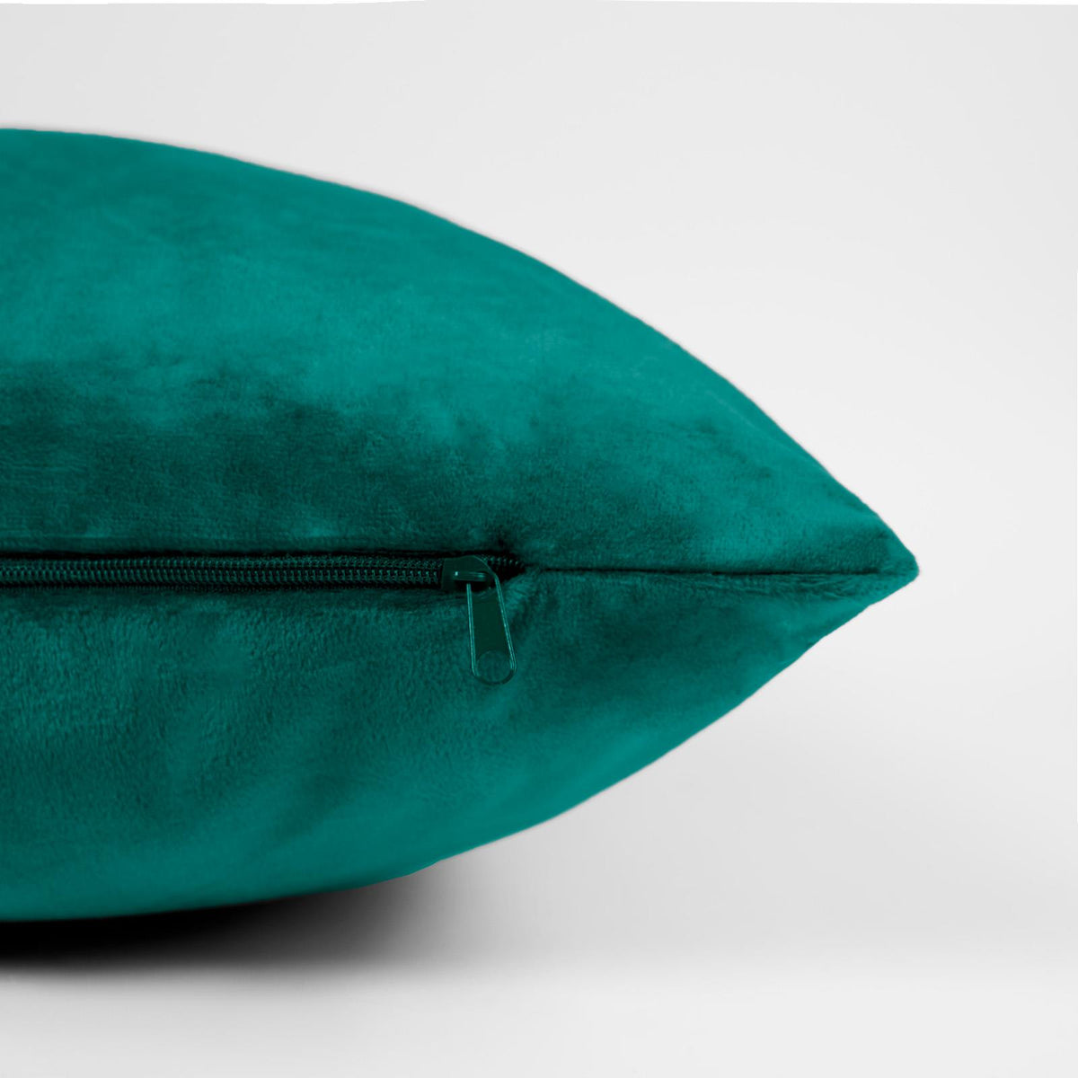 OHS Matte Velvet Cushion Covers Super Soft Luxury Square Pillowcases Multipack