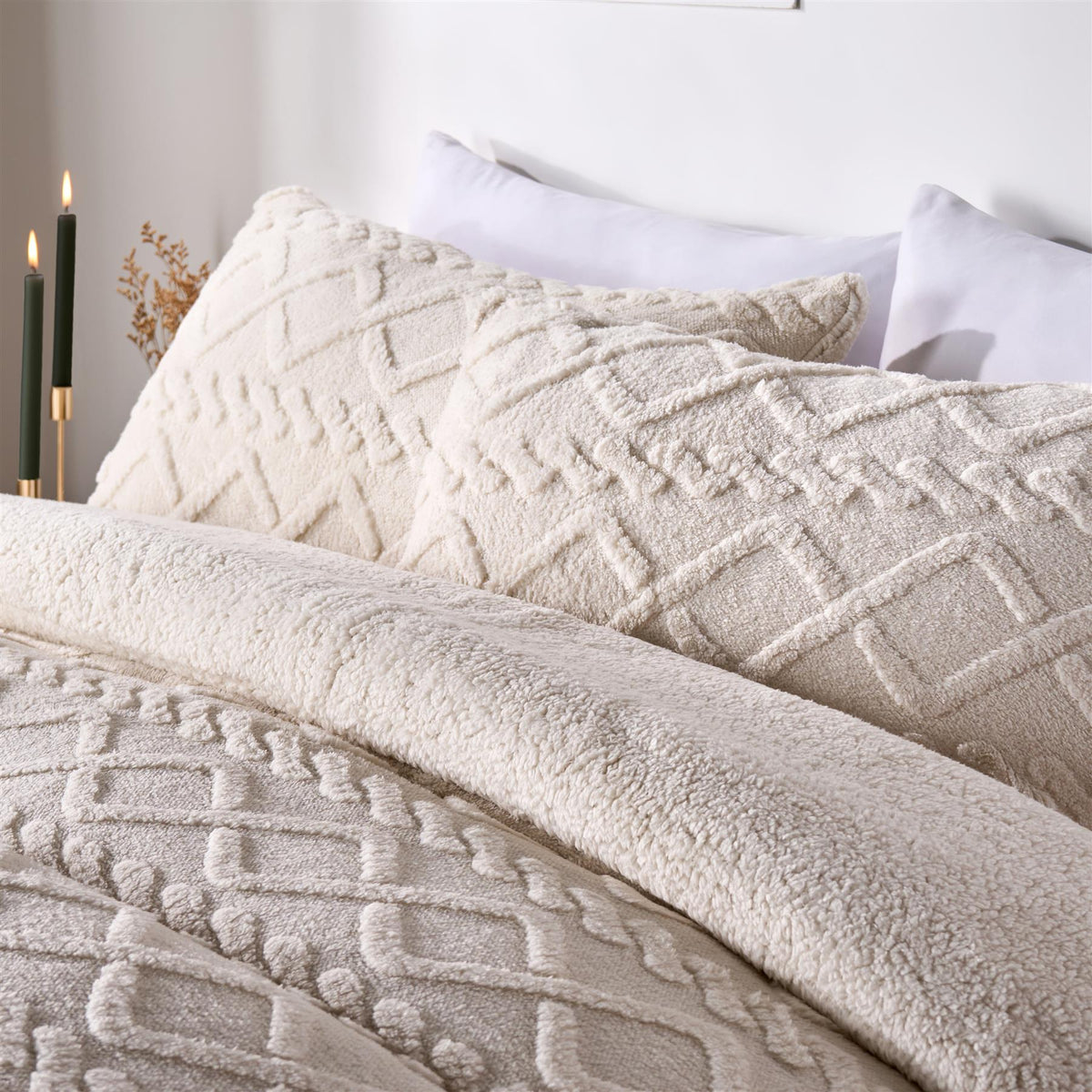 OHS Cable Knit Teddy Fleece Reversible Coverless 10.5 Tog Duvet Bedding Set