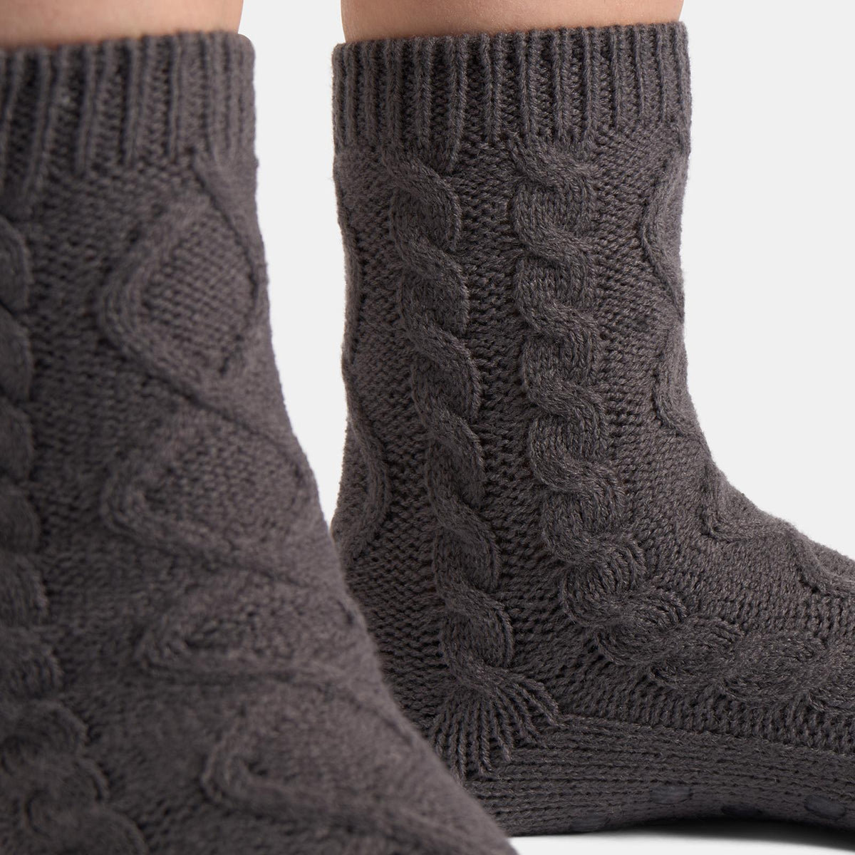 OHS Cable Knit Socks Womens Non Slip Warm Indoor Lounge Sock Slipper
