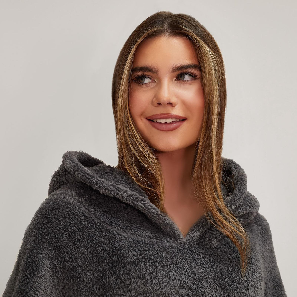 Brentfords Extra Long Blanket Hoodie Oversized Teddy Fleece Sweatshirt Adult NEW