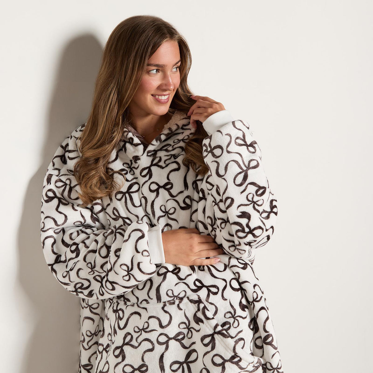 OHS Bows Print Hooded Blanket Adult Kids Sherpa Lined Winter Family Hoodie