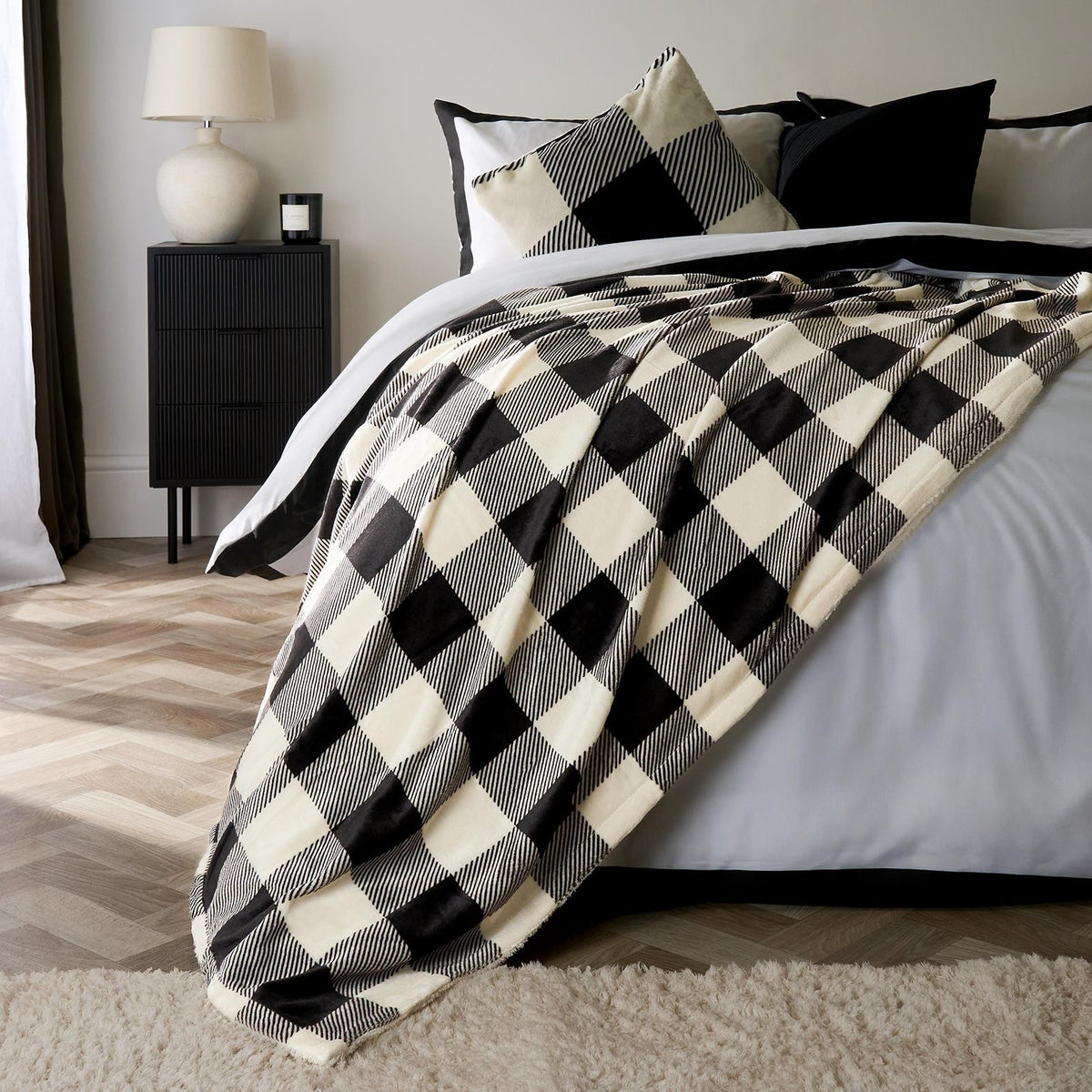 OHS Gingham Throw Super Soft Fleece Travel Blanket Thermal Bedspread Home Decor