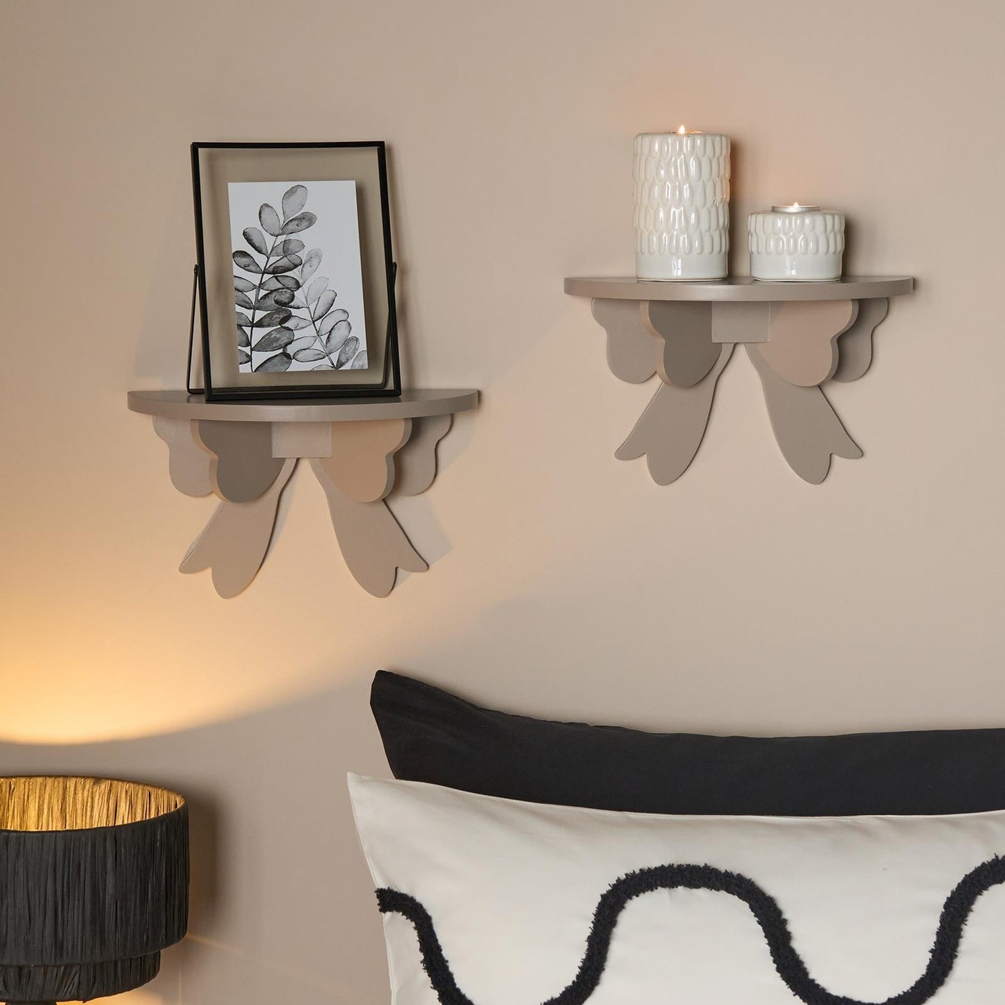 OHS Bow Shelf 2 Pack Novelty Shelving Units Wall Mounted Storage Home Decor