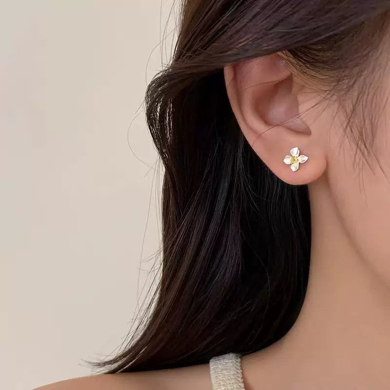 925 Sterling Silver Stud Lovely Flower Earrings Jewellery Women Girls Gift UK