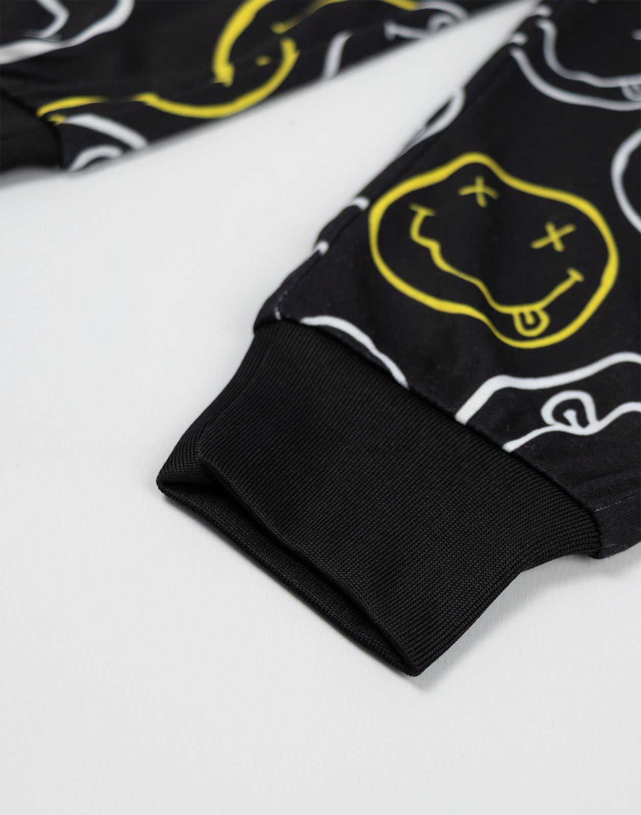 Nirvana Long Sleeve Long Leg Pyjama Set | Unisex Kids Black | Official Merch