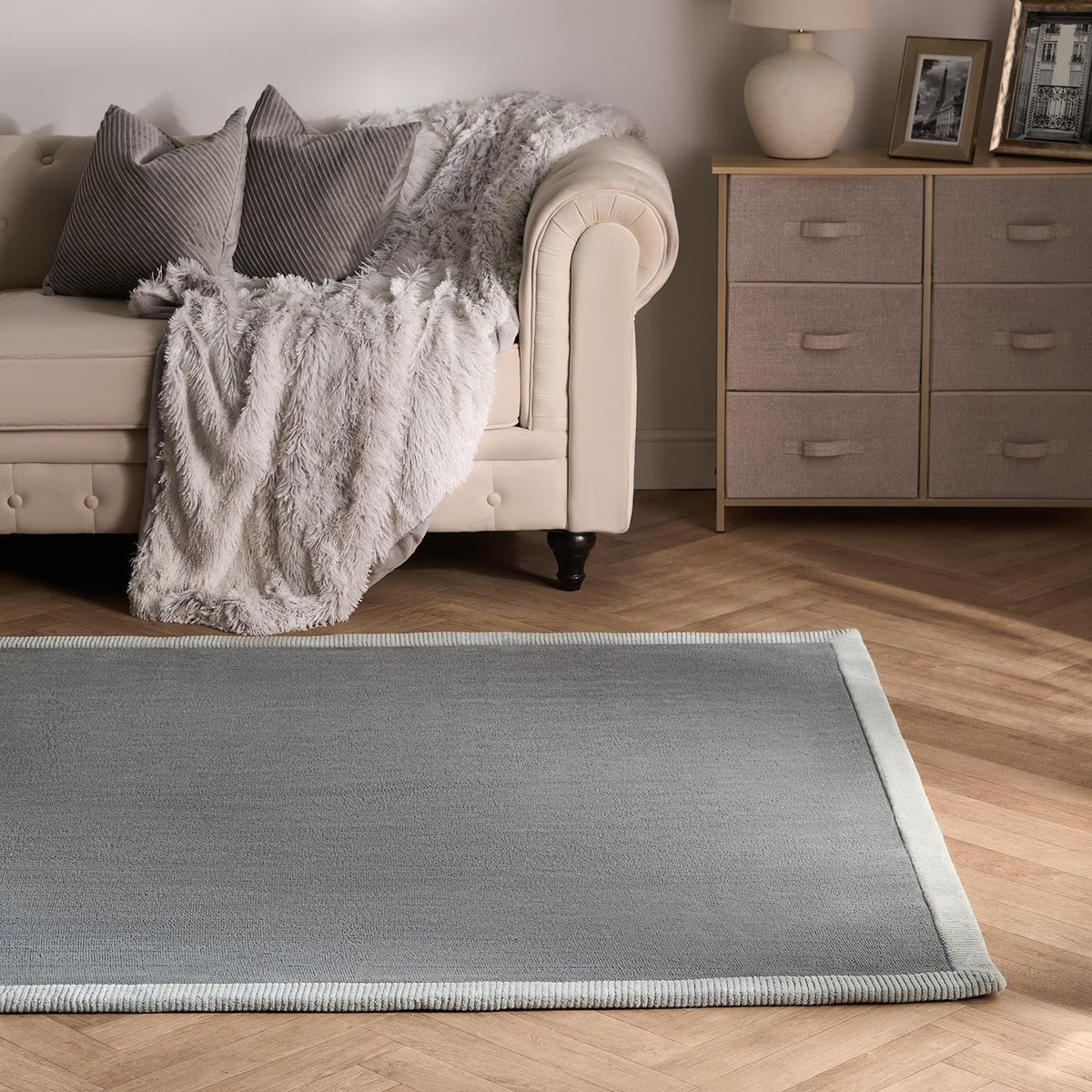 OHS Contrast Border Rug Non Slip Tufted Hallway Runner Floor Carpet