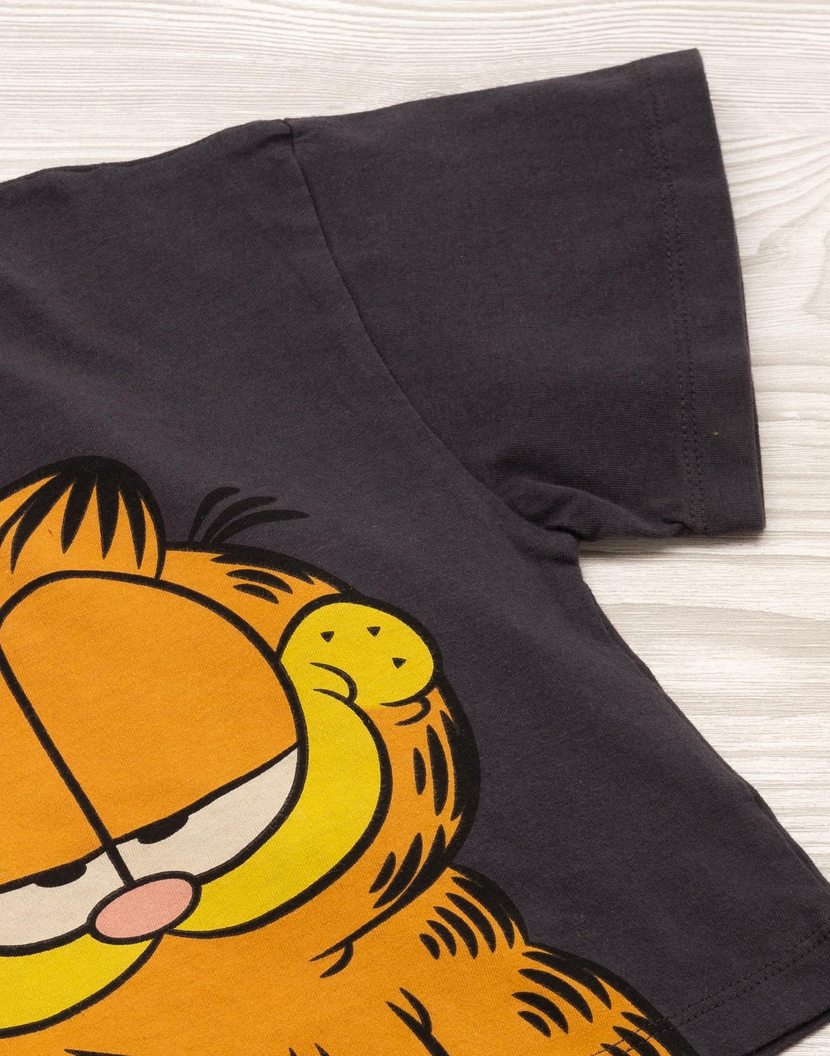 Garfield Cropped Short Sleeved T-Shirt | Girls Grey | Official Merch