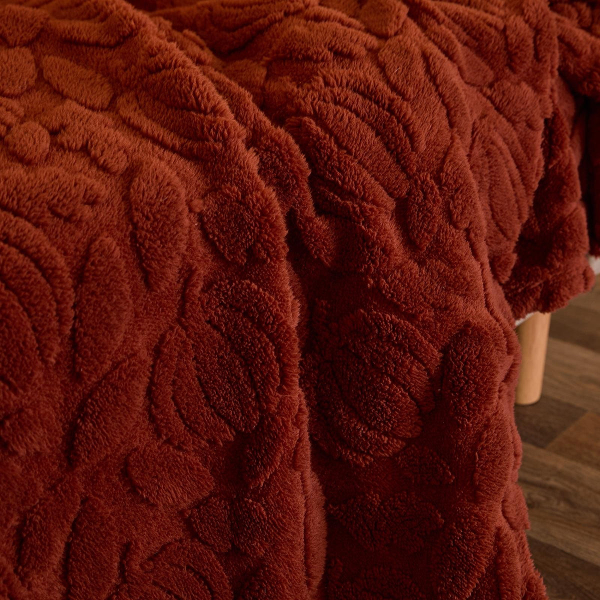 OHS Tufted Pumpkin Throw Super Soft Fleece Halloween Blanket Winter Bedspread
