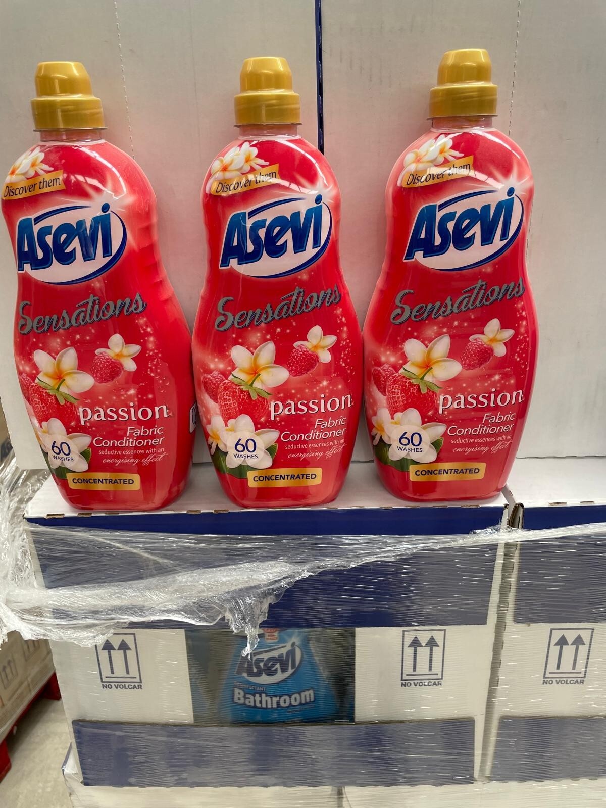 Asevi Bundle Spanish Cleaning Products Bathroom Cleaner Fabric Softener Blue