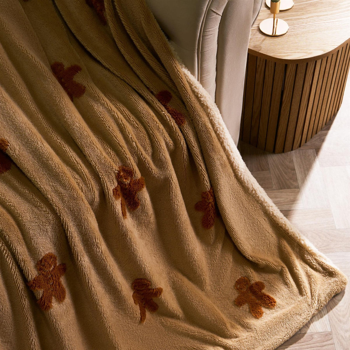 OHS Tufted Gingerbread Throw Super Soft Fleece Xmas Blanket Winter Bedspread