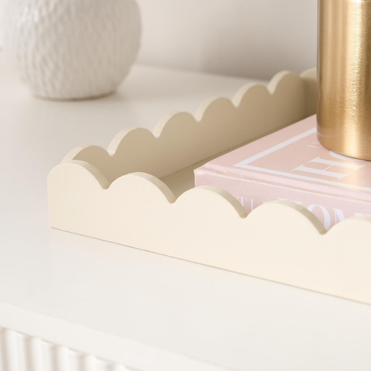 OHS Scallop Edge Tray Serving Plate Decorative Organiser Storage Home Decor