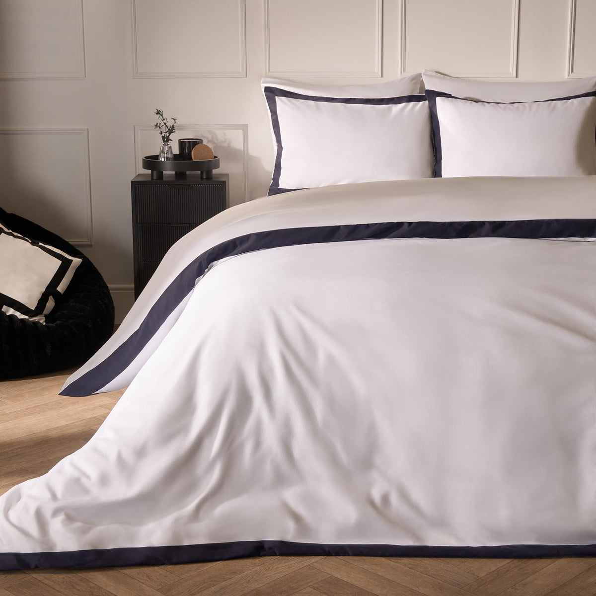 OHS Contrast Border Bedding Set Soft Microfibre Duvet Cover with Pillowcases