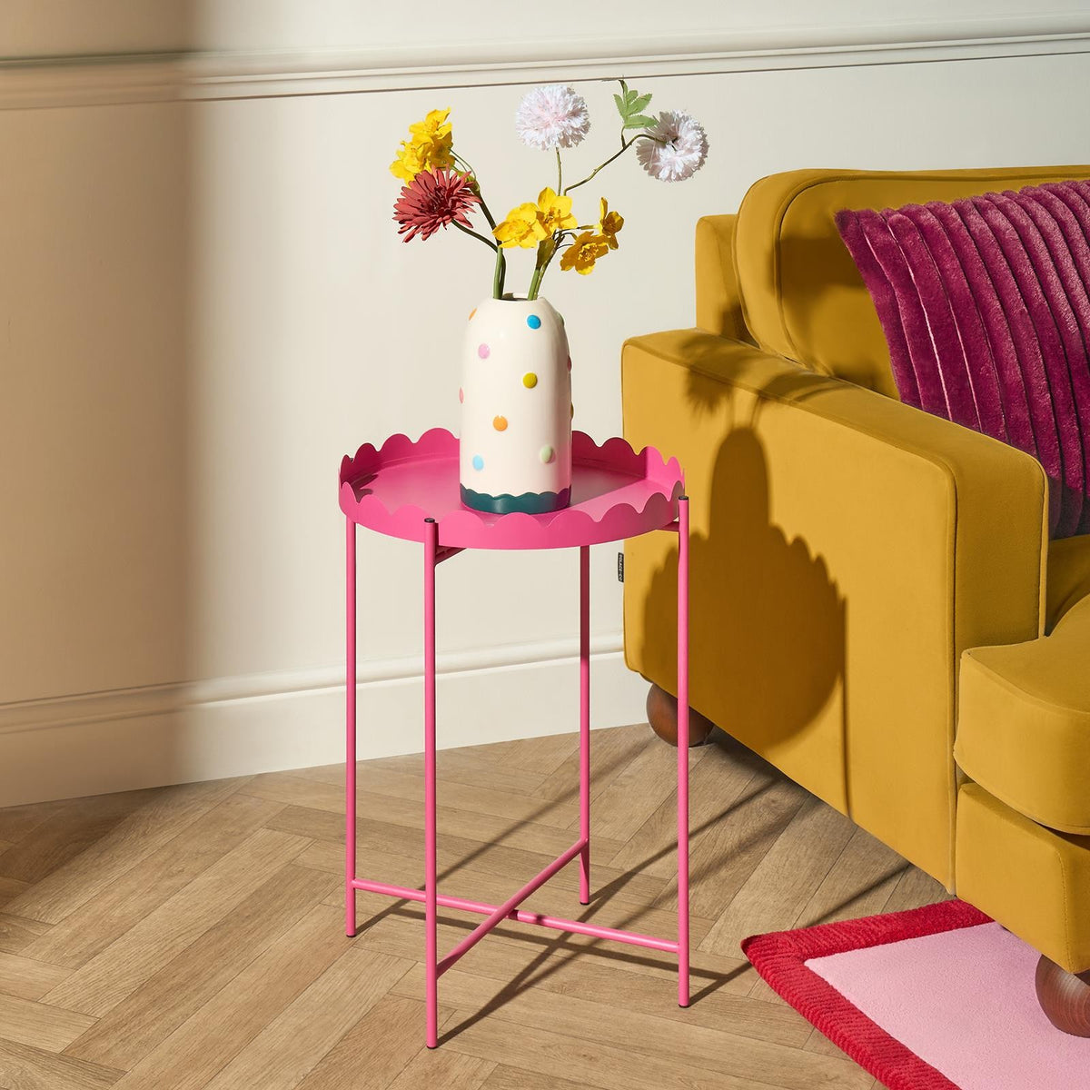OHS Scallop Edge Side Table Coffee Tables with Metal Frame