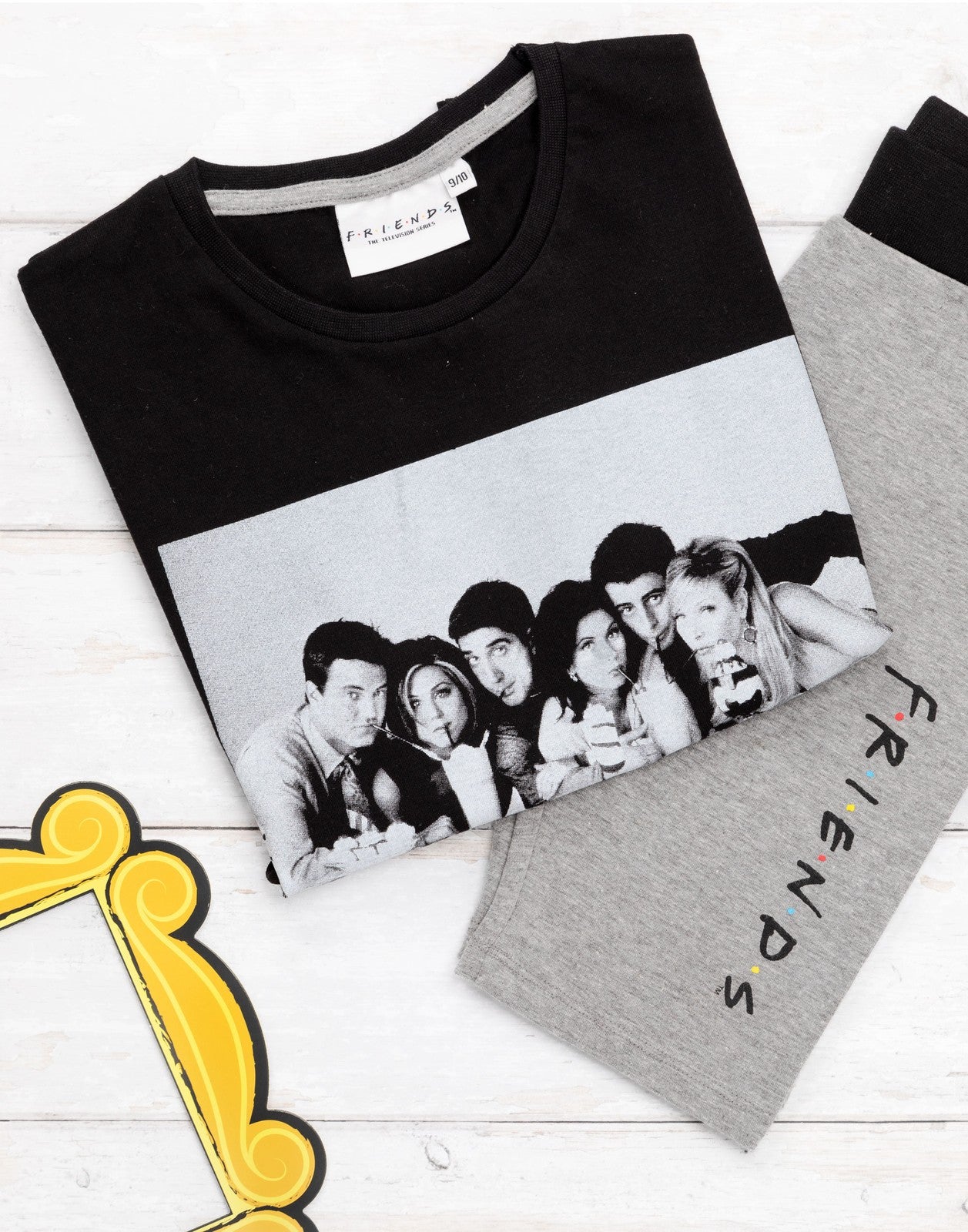 Friends Short Sleeve Cycling Short Pyjama Set | Girls Black | Official Merch