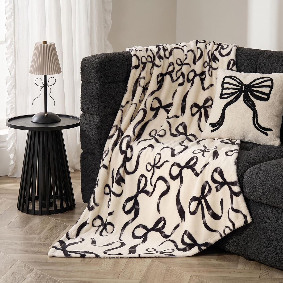 OHS Teddy Fleece Blanket Festive Bow Ribbon Supersoft Warm Thermal Throw
