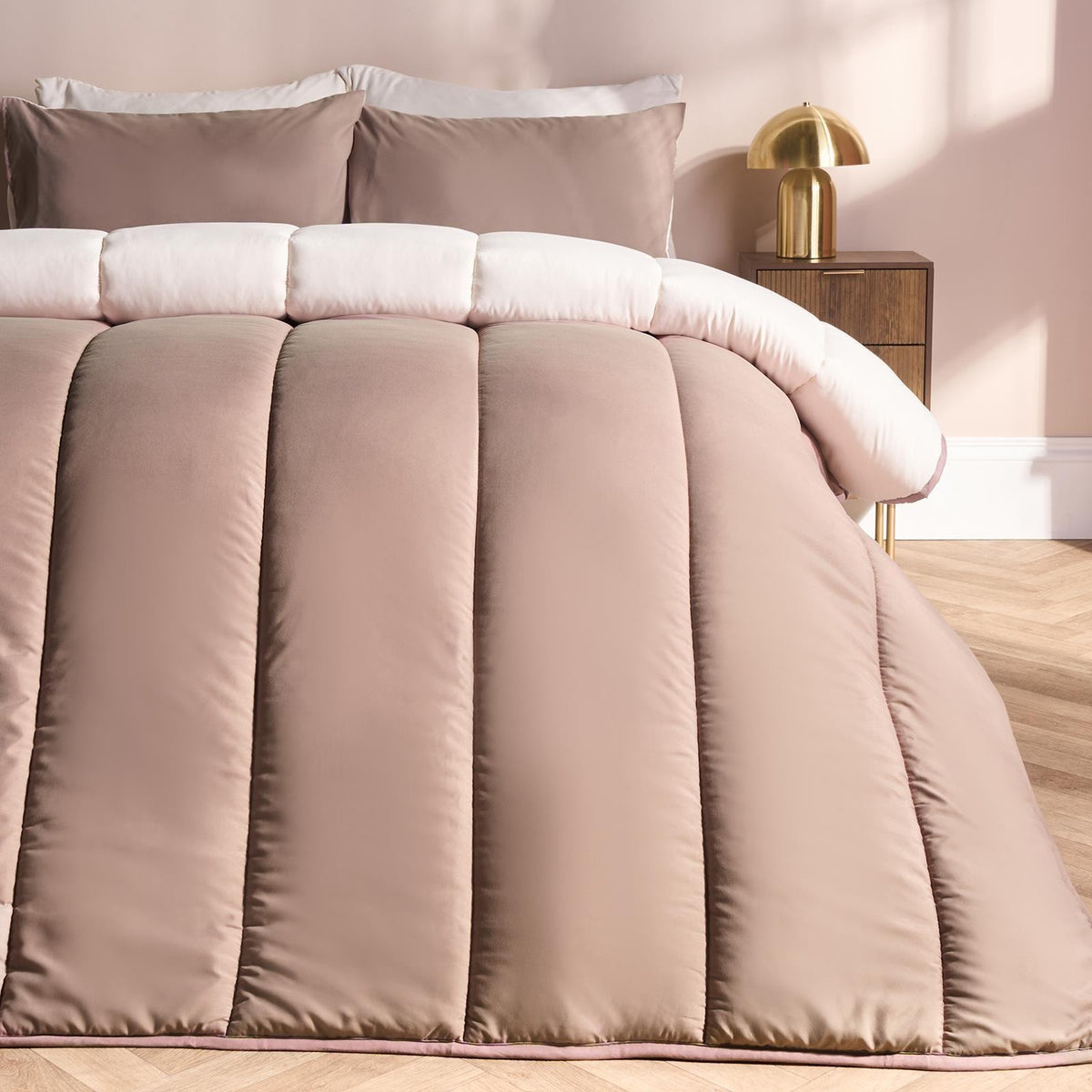 OHS Coverless Duvet & Pillowcase 10.5 Tog Bedding Set Easy Care Reversible
