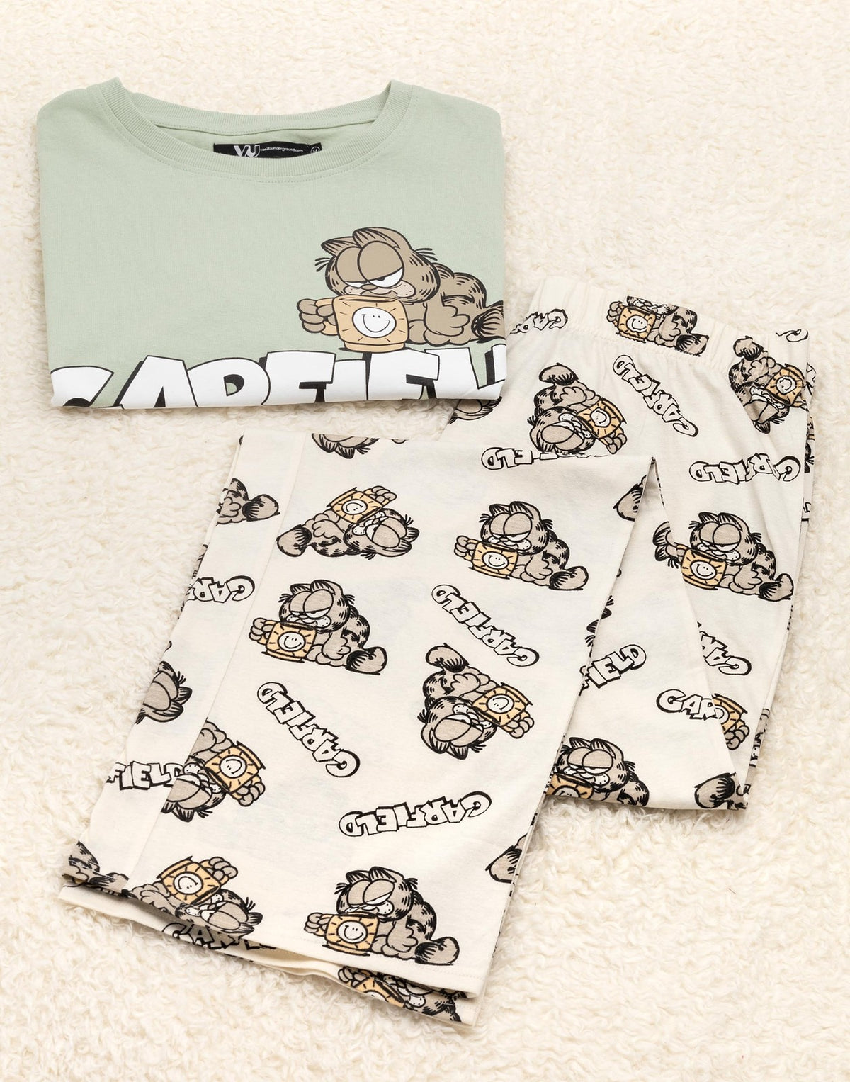 Garfield Short Sleeve Long Leg Pyjama Set | Womens Green/Oatmeal | Official Merc