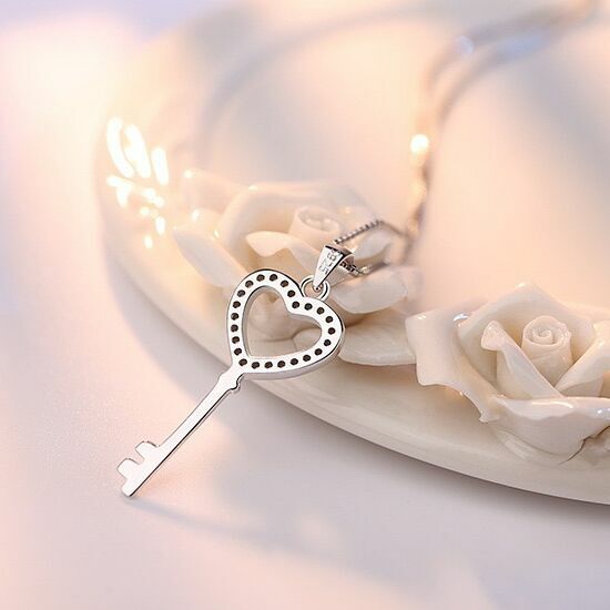 Women Crystal Heart Key Pendant Chain Necklace 925 Sterling Silver Jewellery UK