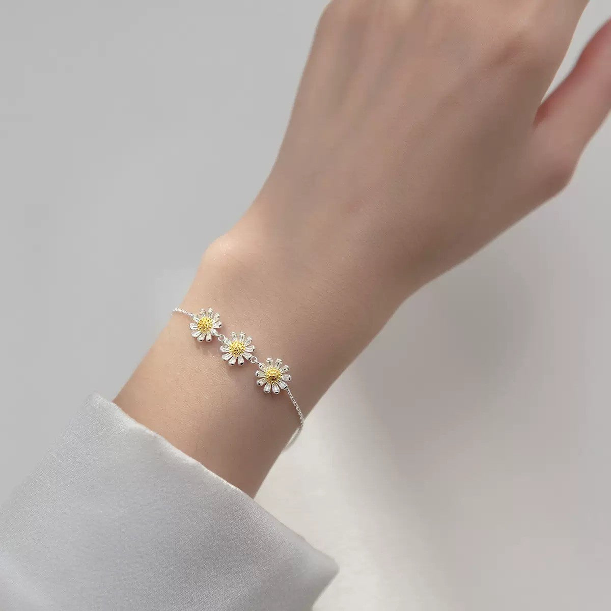 925 Sterling Silver Beautiful Flower Linked Bracelet Women Girls Jewellery