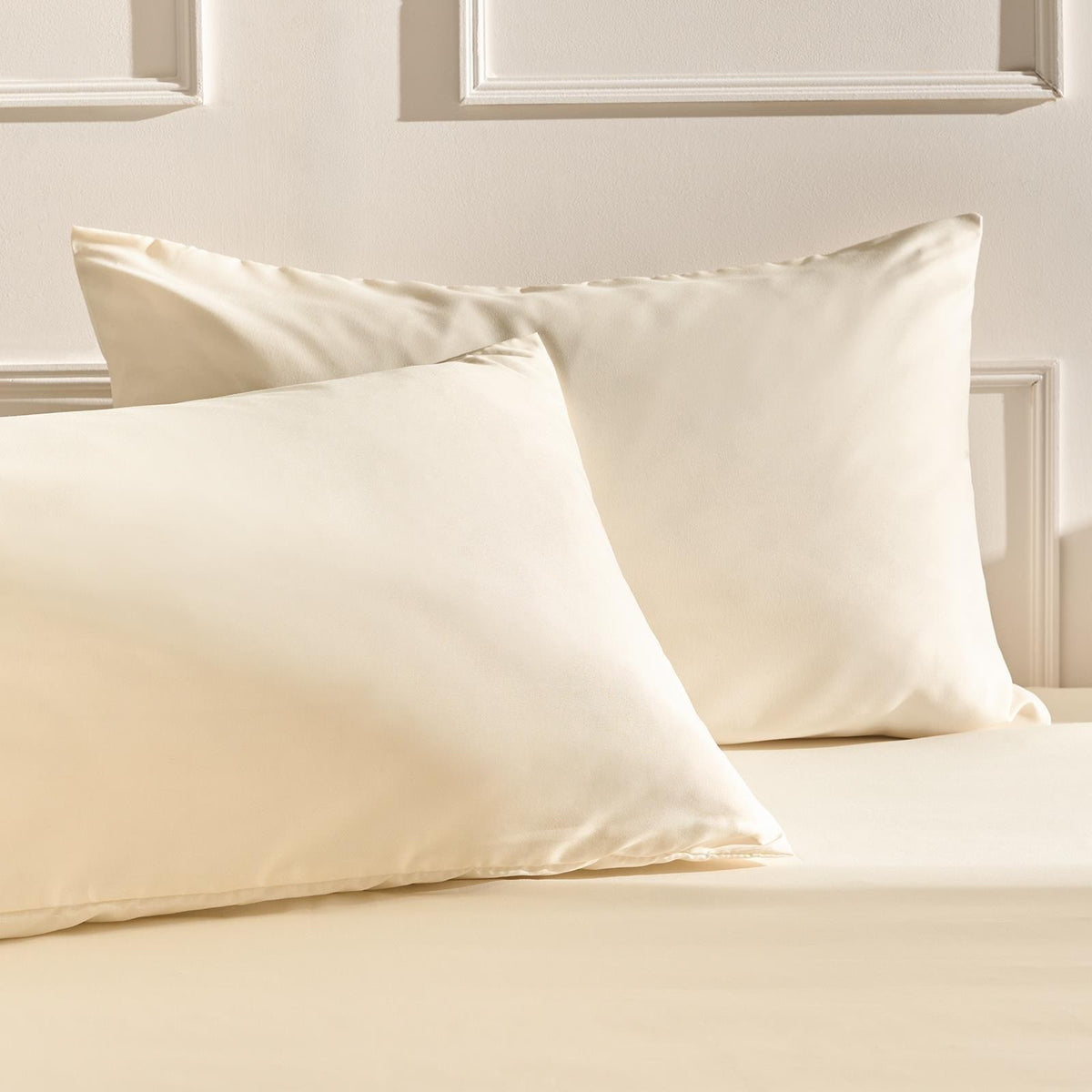 OHS Microfibre Housewife Pillowcases Set 2 Pack Wrinkle Resistant Pillow Covers